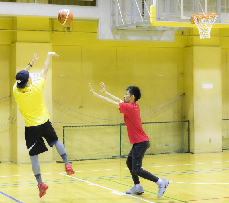 シュート指導 左手は添えて 導く だけ Valueworksコーチ指導教本 川崎市のバスケットボールスクール