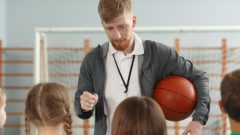バスケットボールコーチ